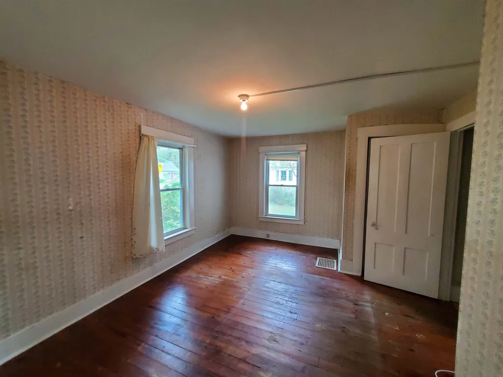 23 Canaan Street Canaan NH 03741