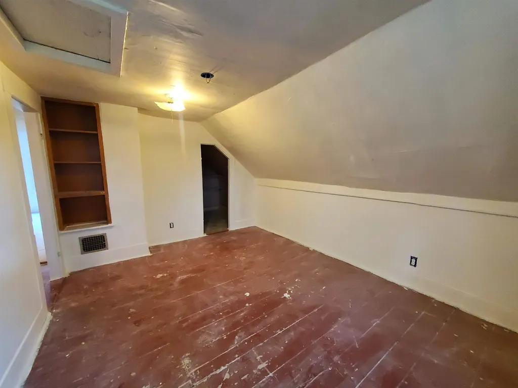23 Canaan Street Canaan NH 03741