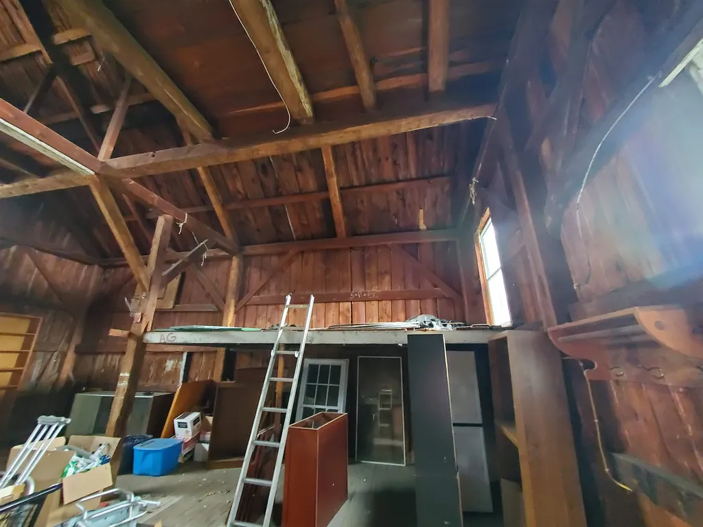 23 Canaan Street Canaan NH 03741