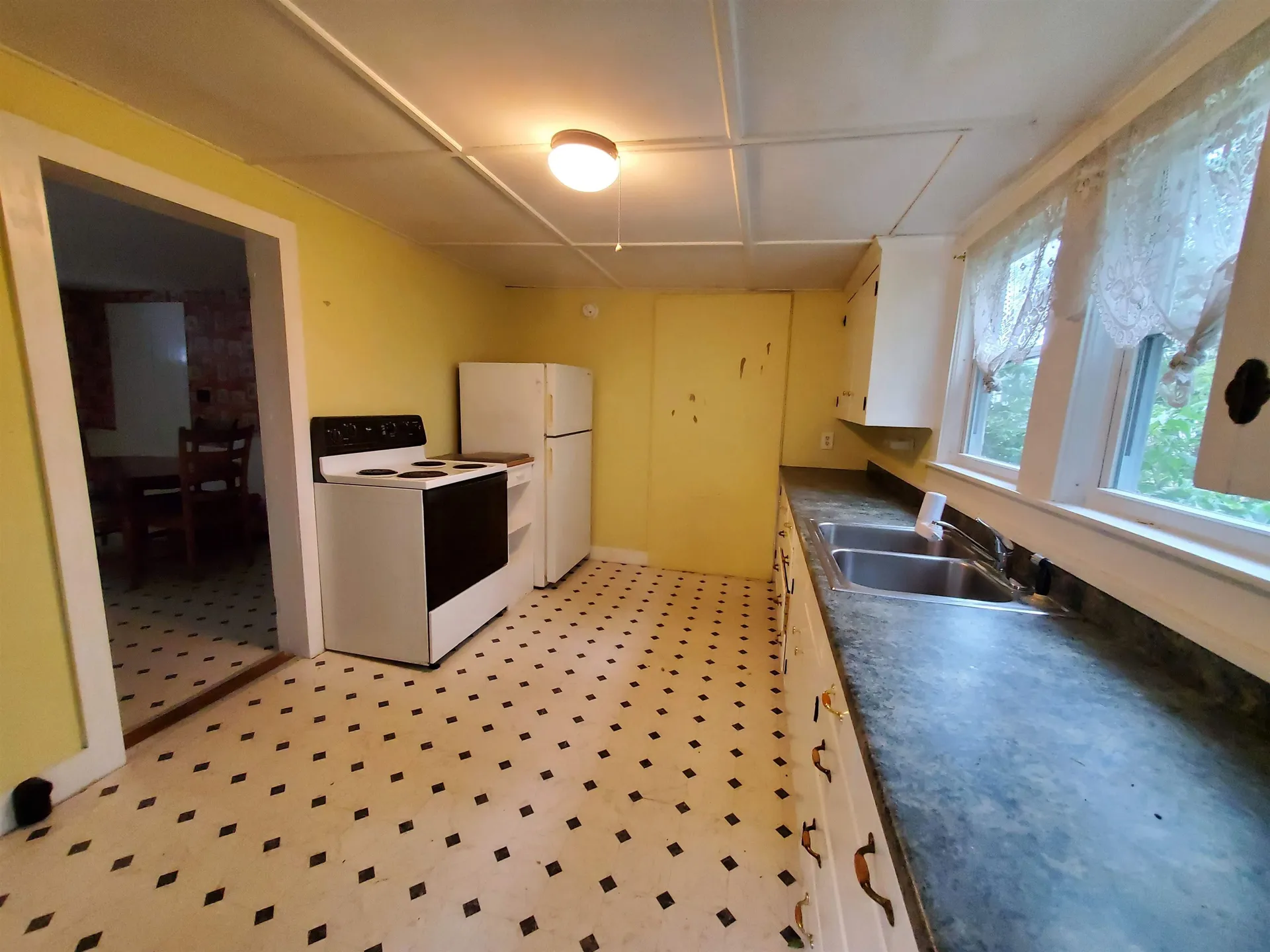23 Canaan Street Canaan NH 03741