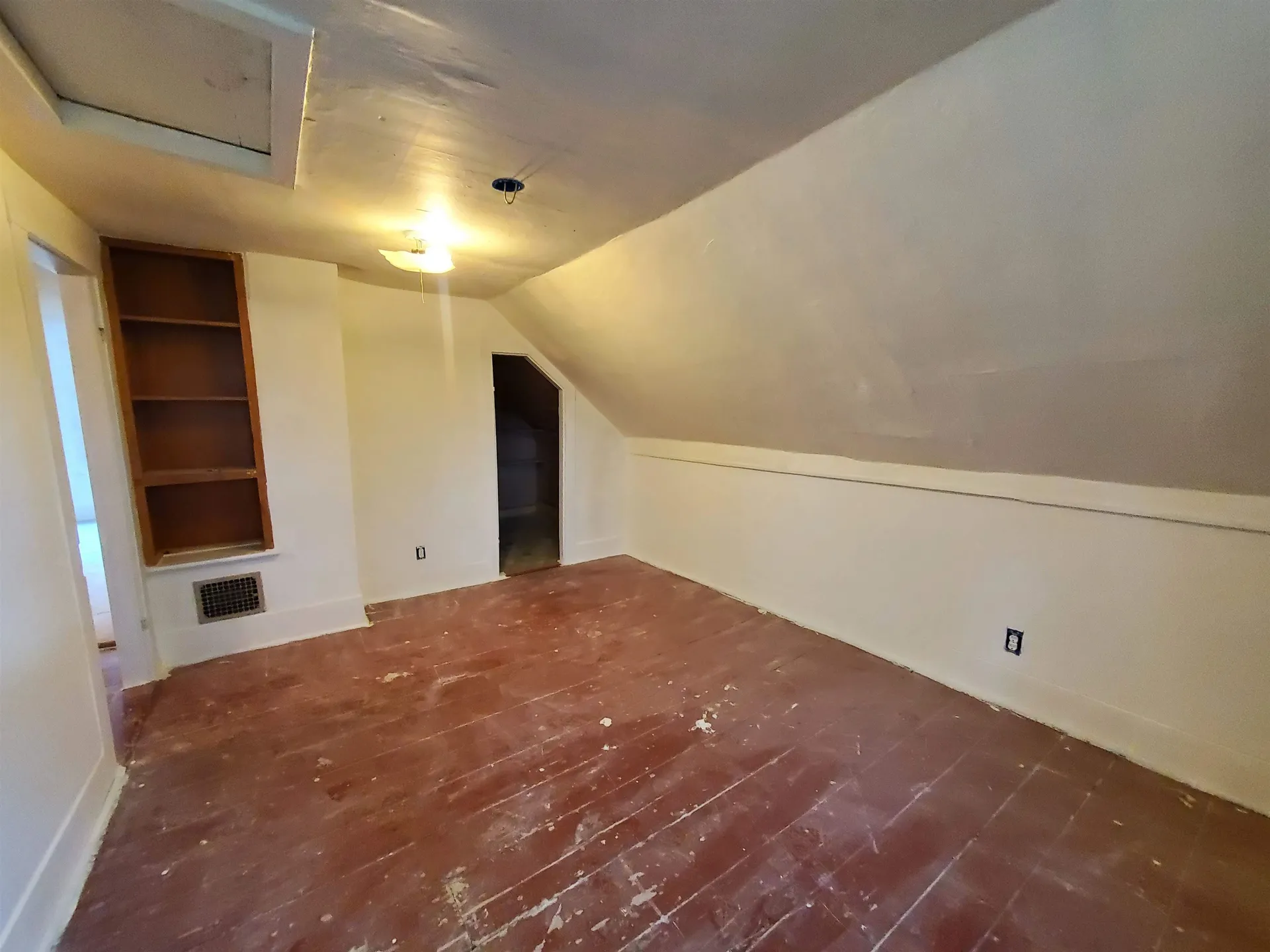 23 Canaan Street Canaan NH 03741