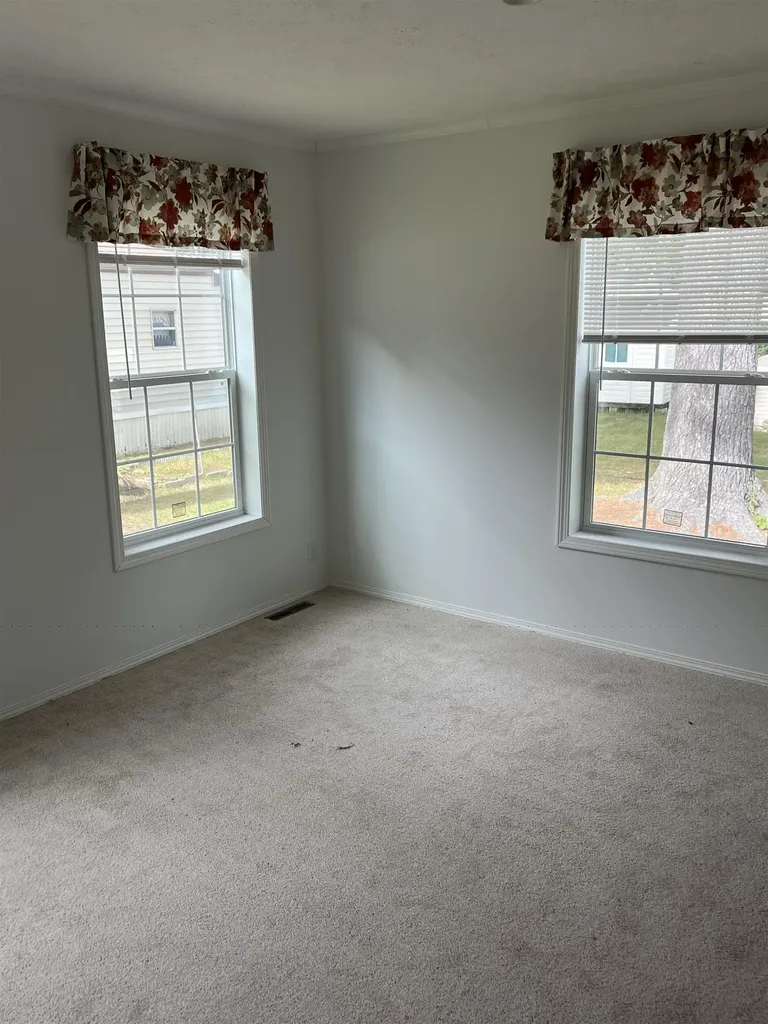 21 Cedar Street Hinsdale NH 03451