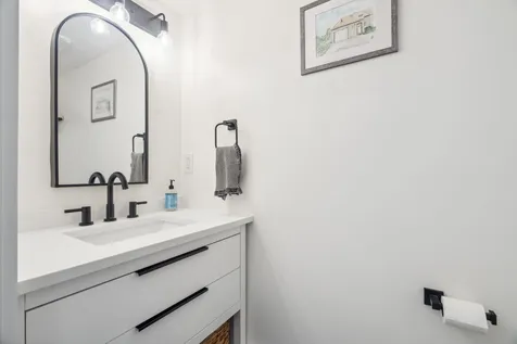 31 Tideview Drive Dover NH 03820