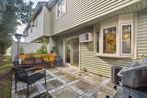 31 Tideview Drive Dover NH 03820