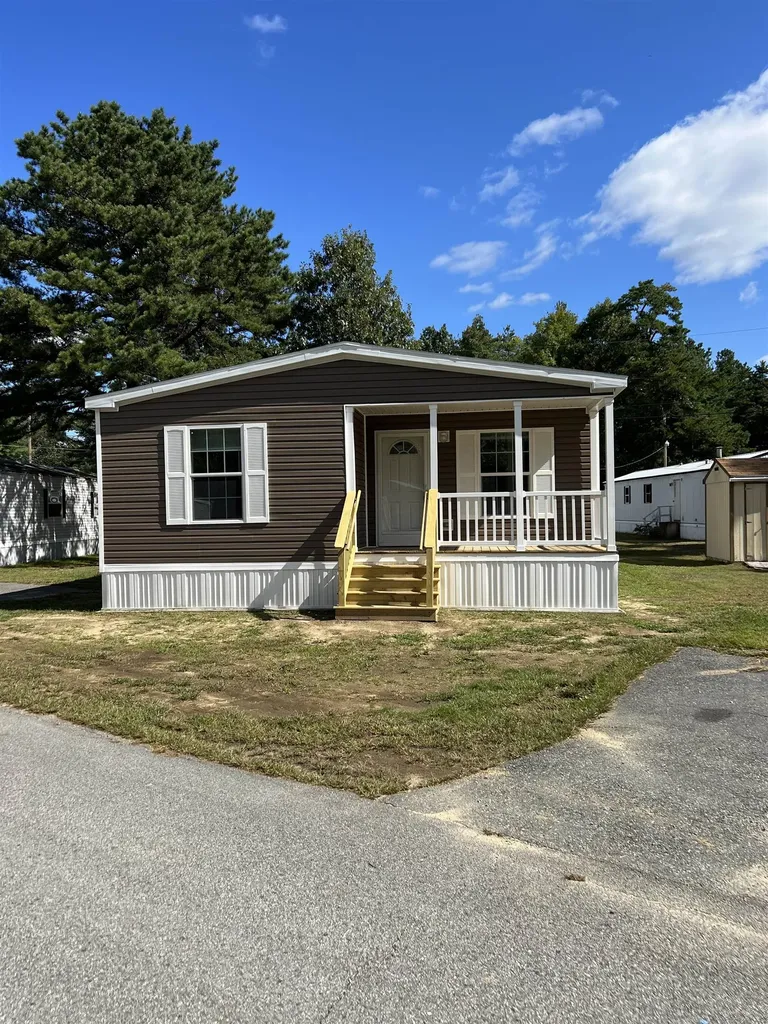 37 Robbins Street Hinsdale NH 03451