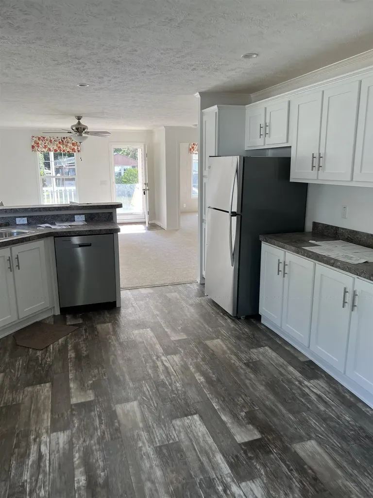 37 Robbins Street Hinsdale NH 03451