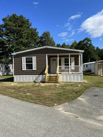 37 Robbins Street Hinsdale NH 03451