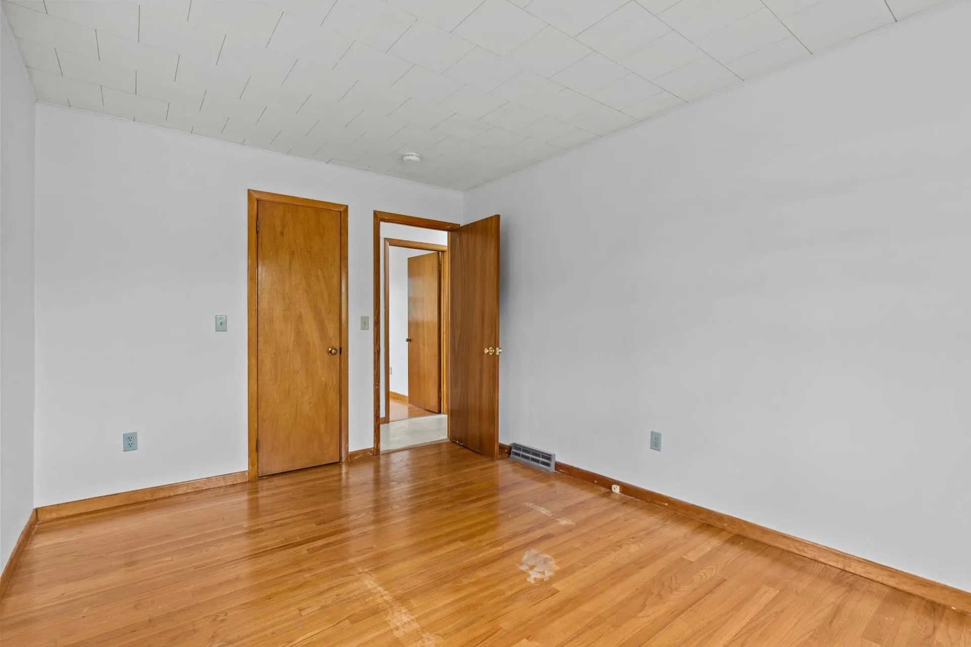 563 Creek Farm Road Colchester VT 05446