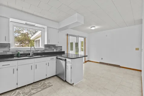 563 Creek Farm Road Colchester VT 05446