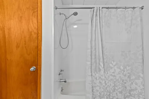 563 Creek Farm Road Colchester VT 05446