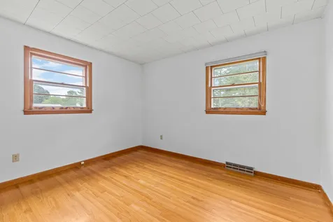 563 Creek Farm Road Colchester VT 05446