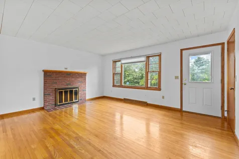 563 Creek Farm Road Colchester VT 05446