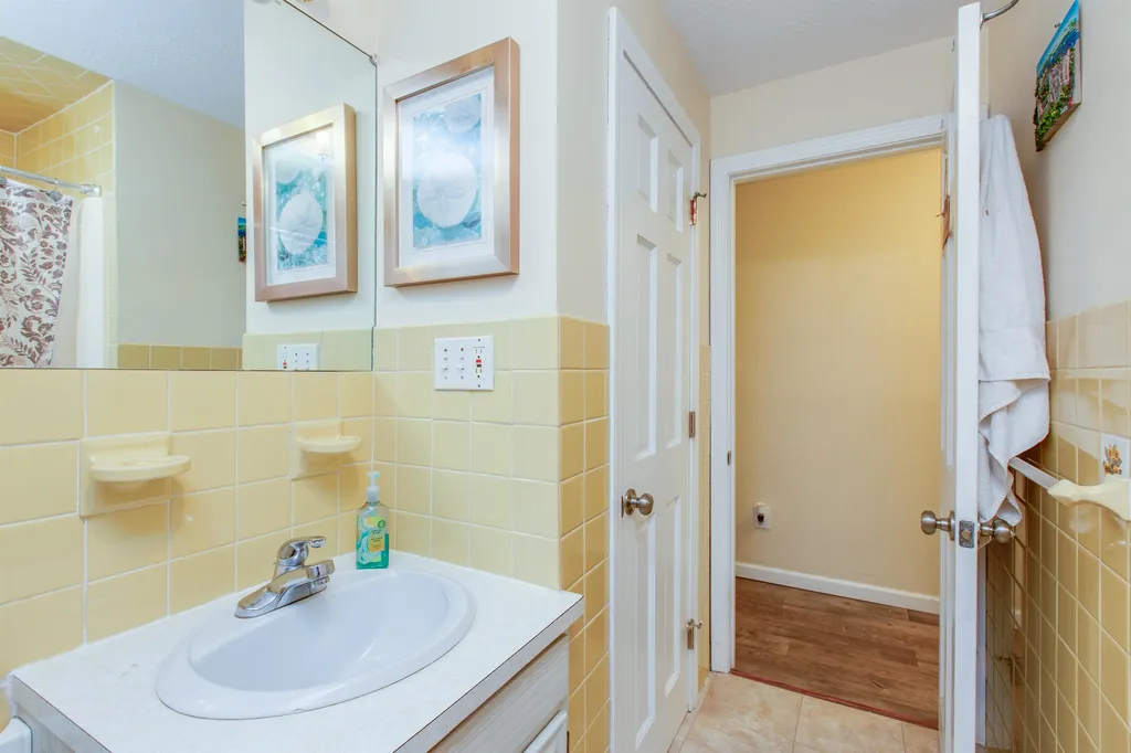 114-116 Main Dunstable Road Nashua NH 03060