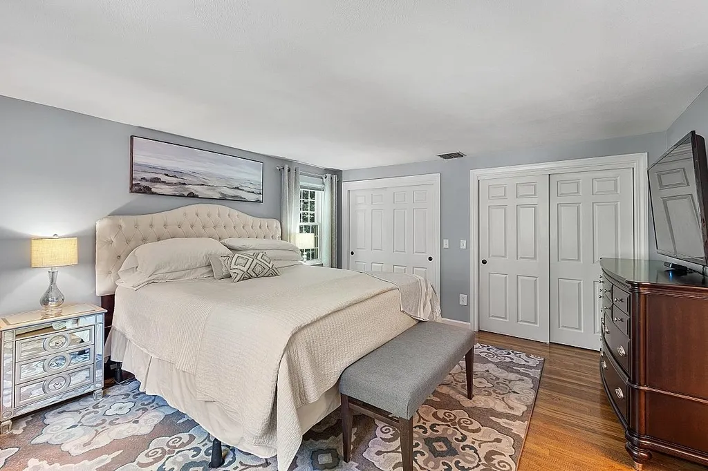 31 Blackbird Drive Bedford NH 03110