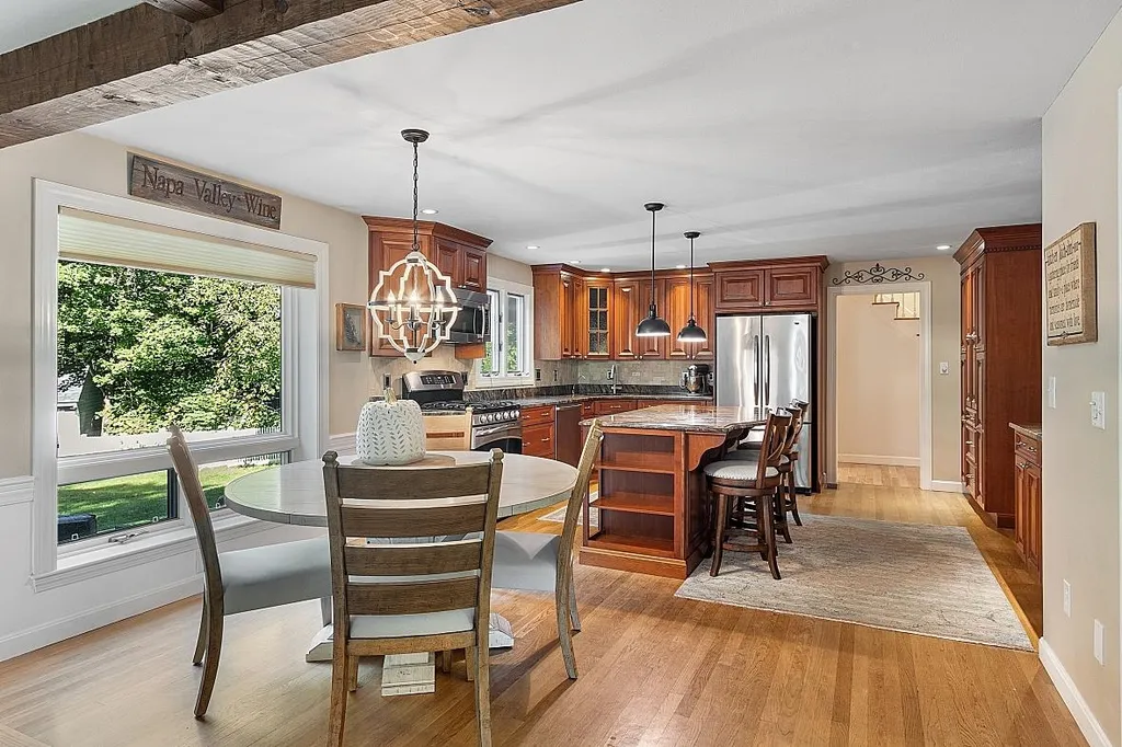 31 Blackbird Drive Bedford NH 03110