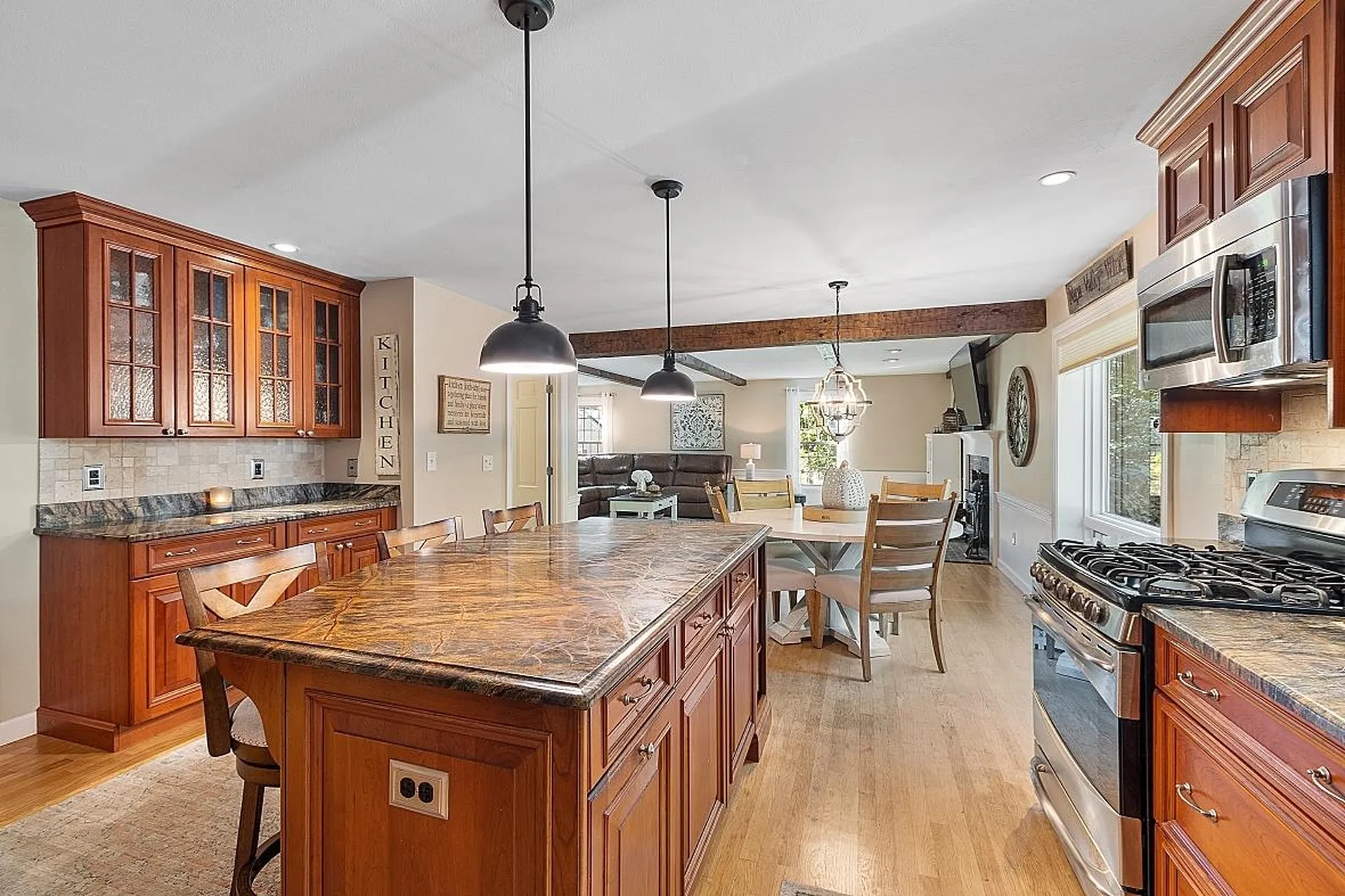 31 Blackbird Drive Bedford NH 03110