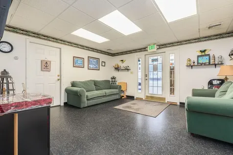 176 Farmington Road Rochester NH 03867