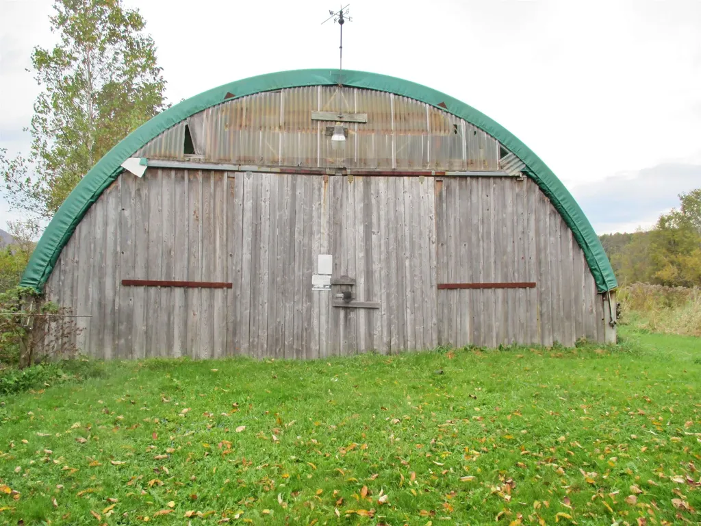 214 Farrar Road Newport Town VT 05857