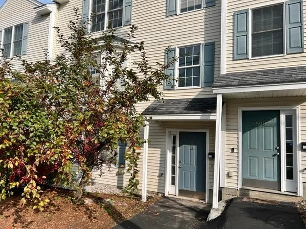 596 Silver Street Manchester NH 03103