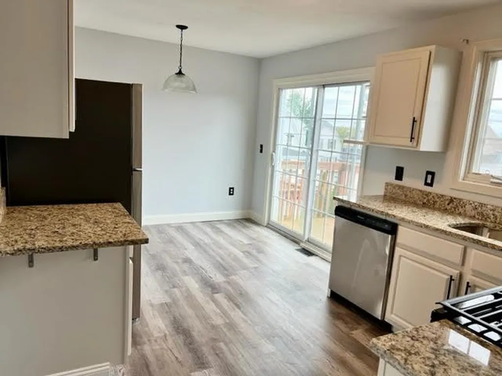 596 Silver Street Manchester NH 03103
