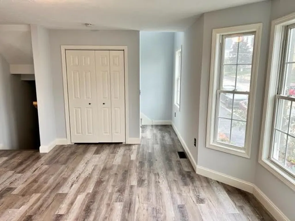 596 Silver Street Manchester NH 03103