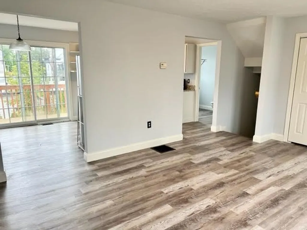 596 Silver Street Manchester NH 03103