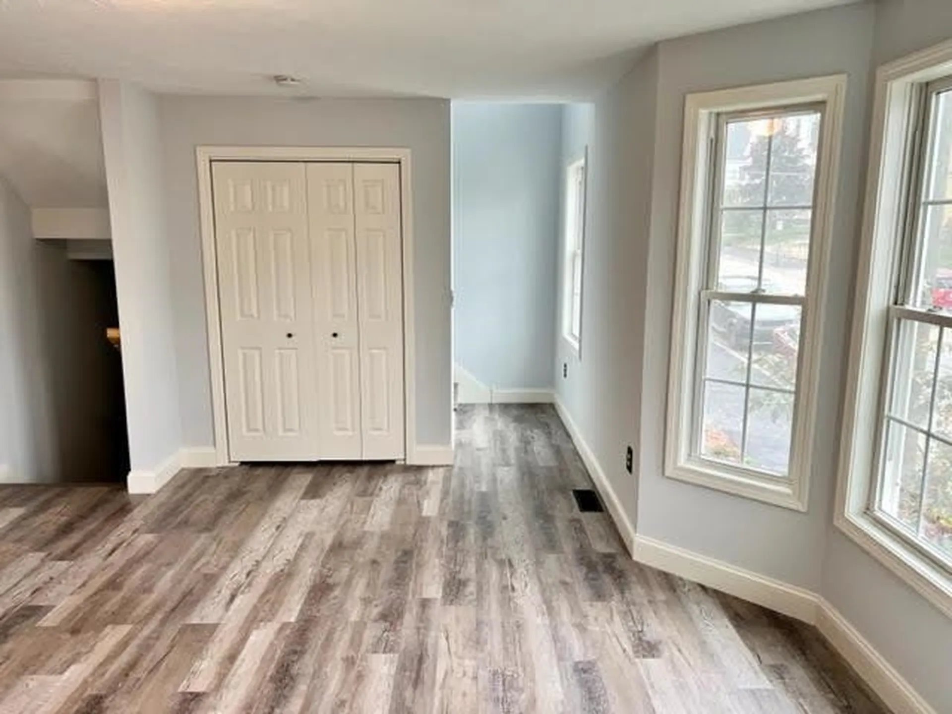 596 Silver Street Manchester NH 03103