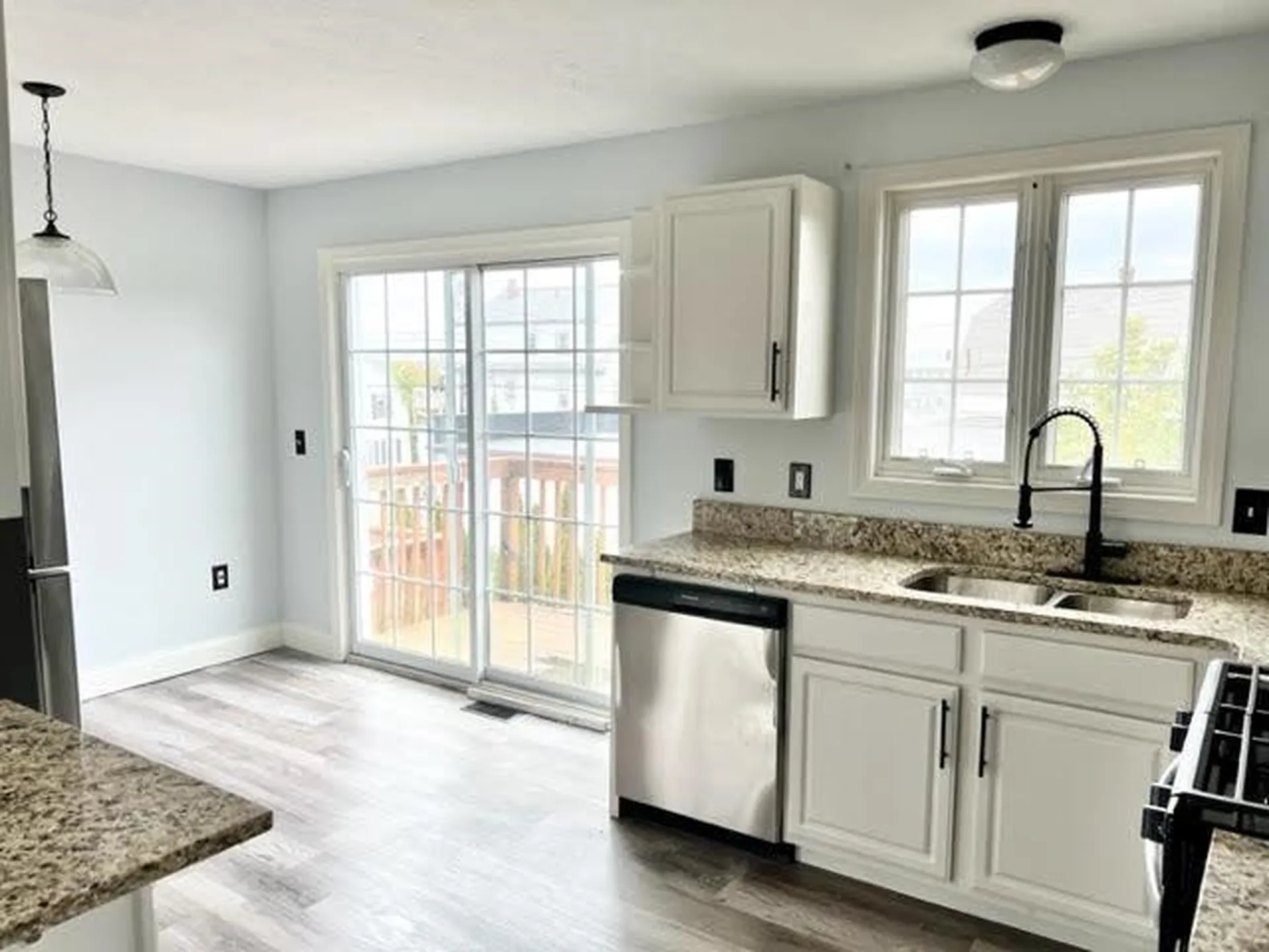 596 Silver Street Manchester NH 03103