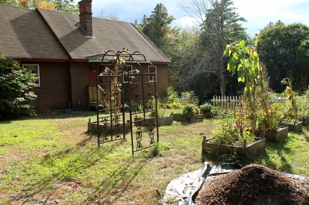70 Burnt Hill Road Weare NH 03281