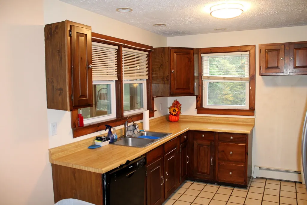 70 Burnt Hill Road Weare NH 03281