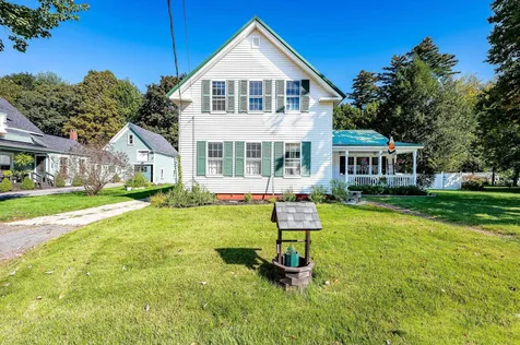 27 Broad Street Rochester NH 03867
