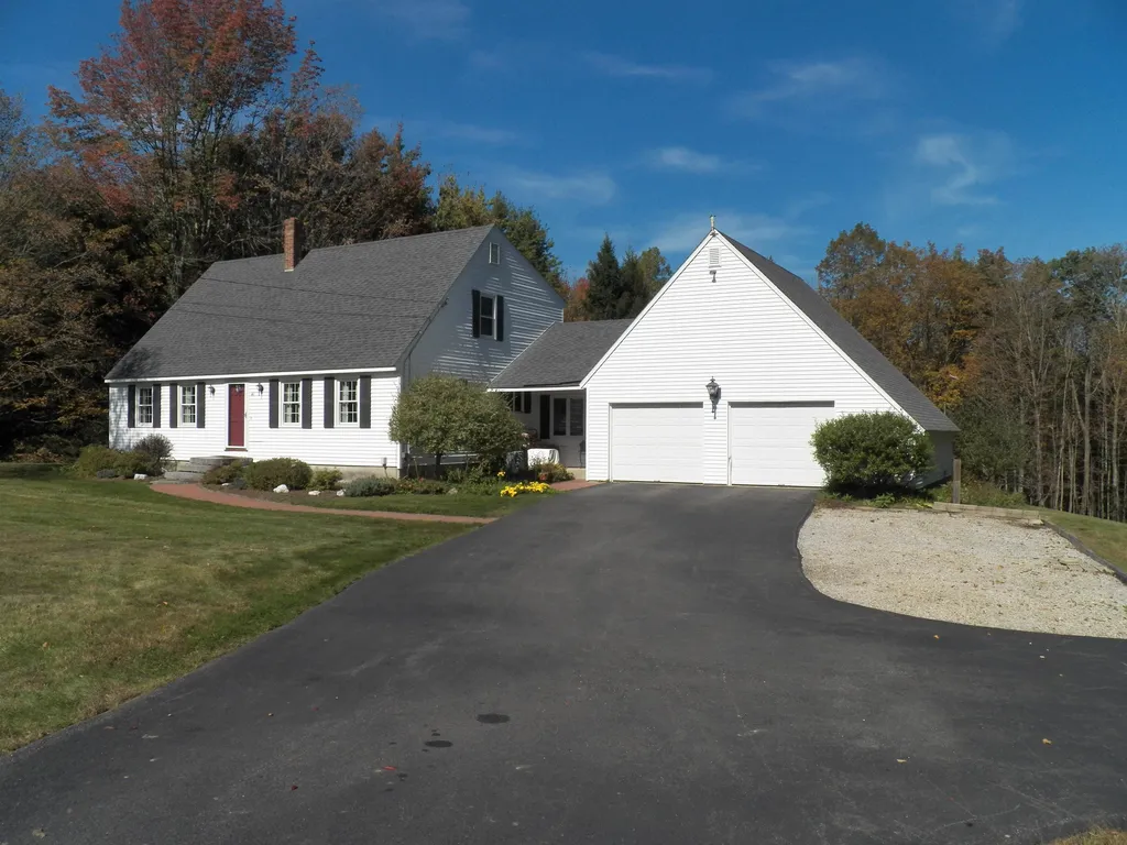 41 Ridge Road Deerfield NH 03037