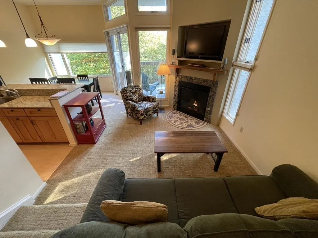 42 Lower Phase Road Warren VT 05674