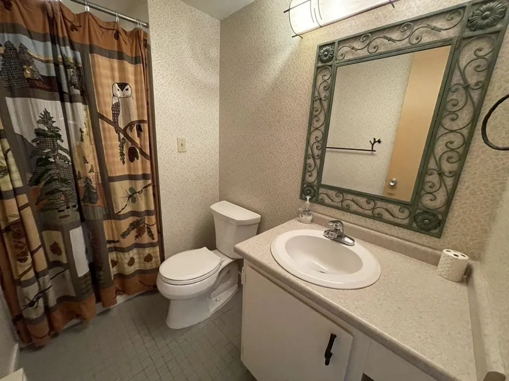 42 Lower Phase Road Warren VT 05674