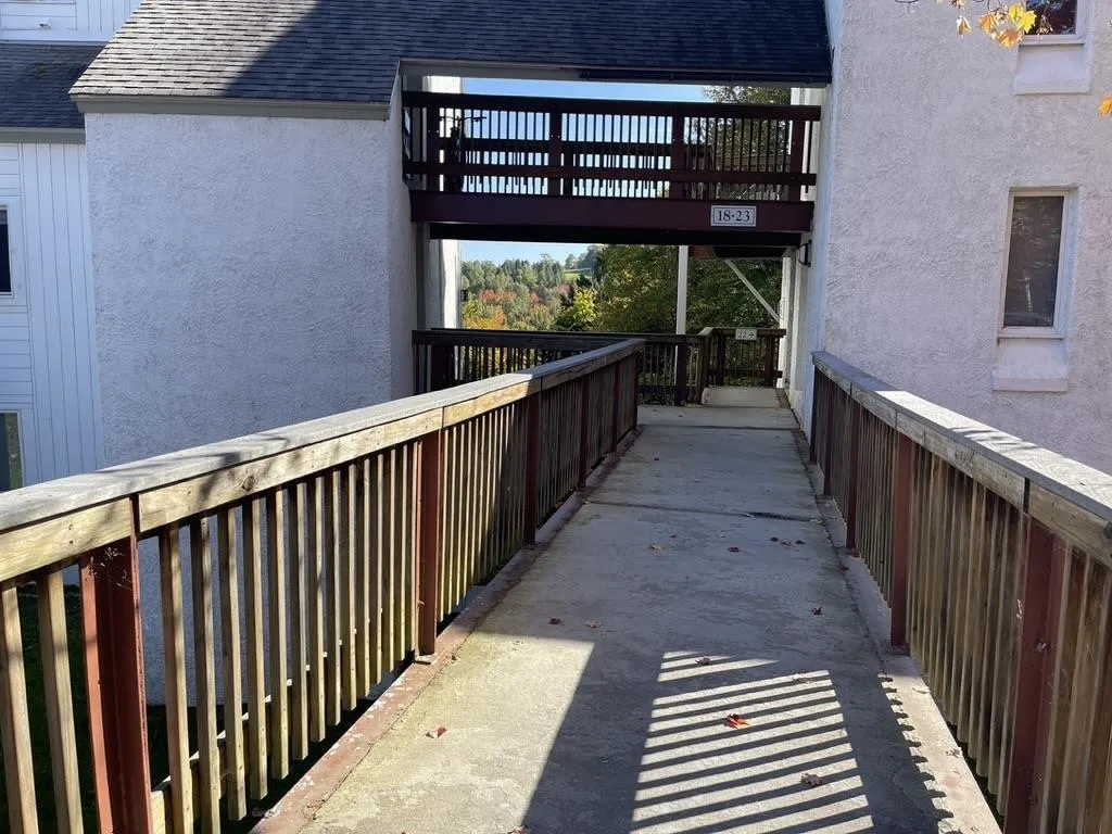 42 Lower Phase Road Warren VT 05674