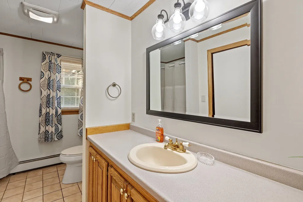 76 James Street Bethlehem NH 03574
