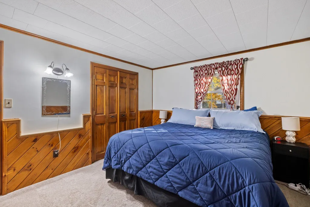76 James Street Bethlehem NH 03574