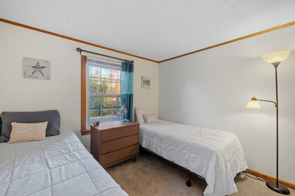 76 James Street Bethlehem NH 03574