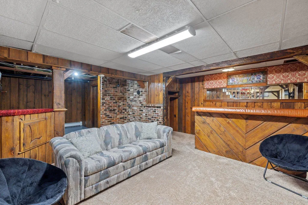 76 James Street Bethlehem NH 03574