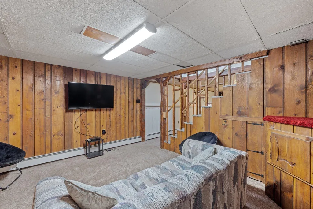 76 James Street Bethlehem NH 03574