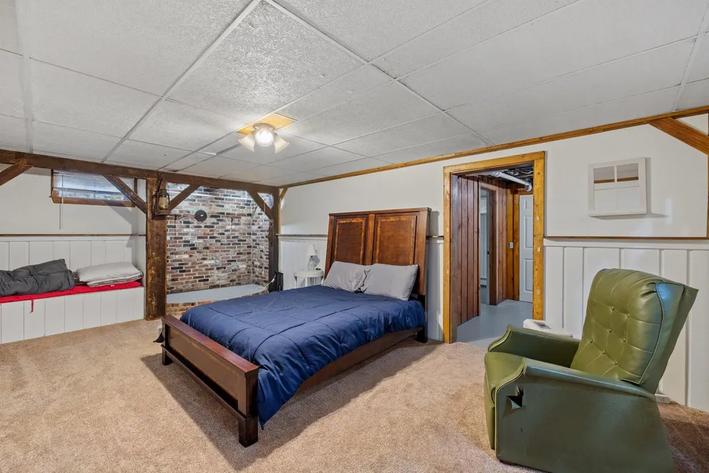 76 James Street Bethlehem NH 03574