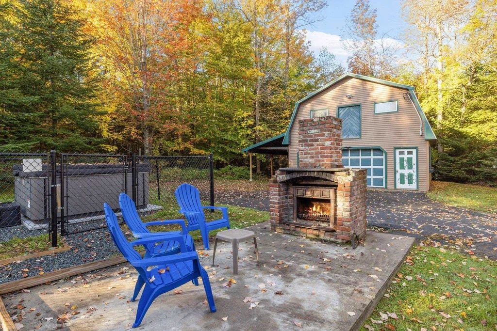 76 James Street Bethlehem NH 03574