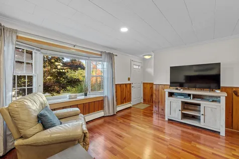 76 James Street Bethlehem NH 03574