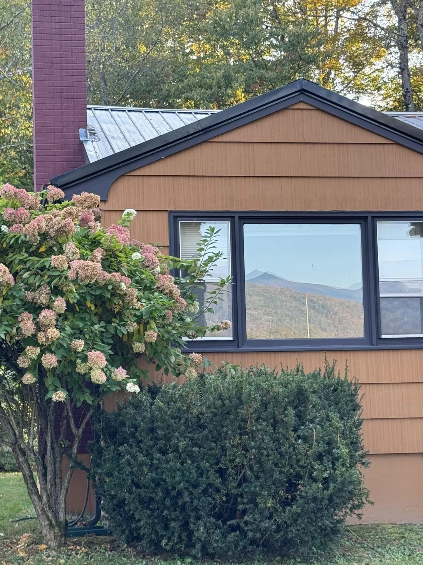 16 Sharon Hill Drive Woodstock NH 03262