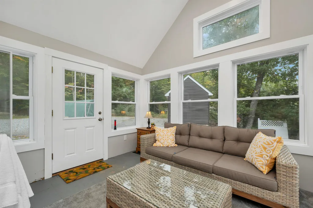 55 Water Street Meredith NH 03253