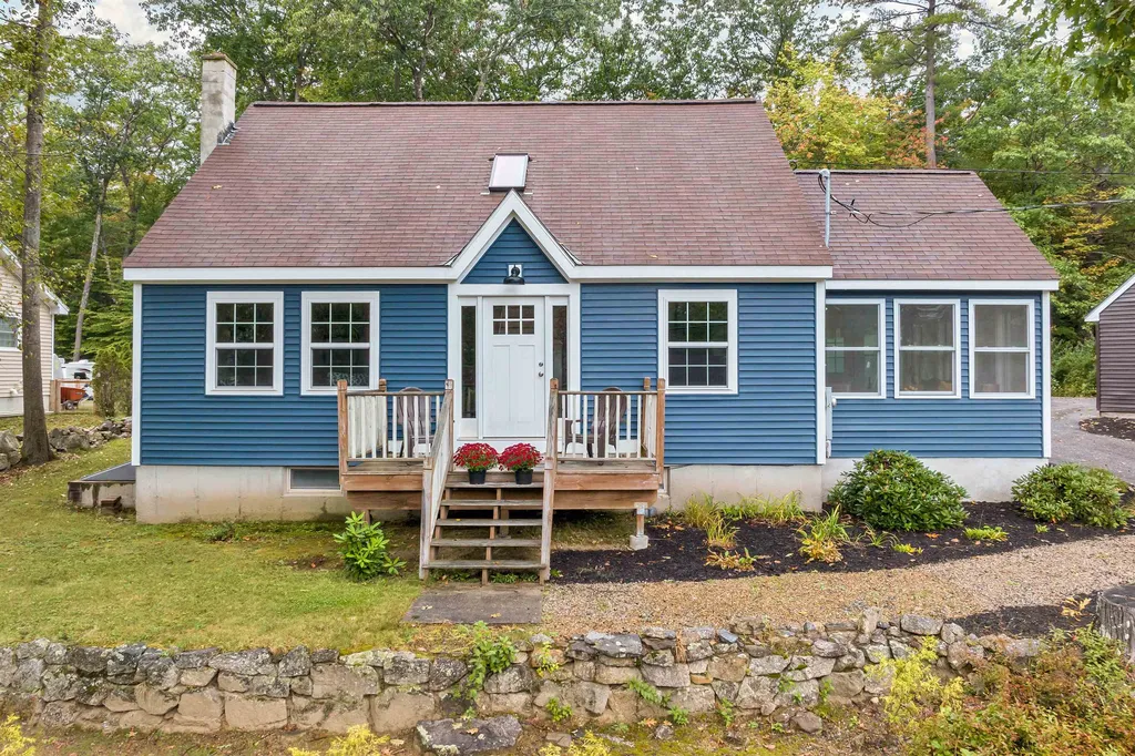55 Water Street Meredith NH 03253