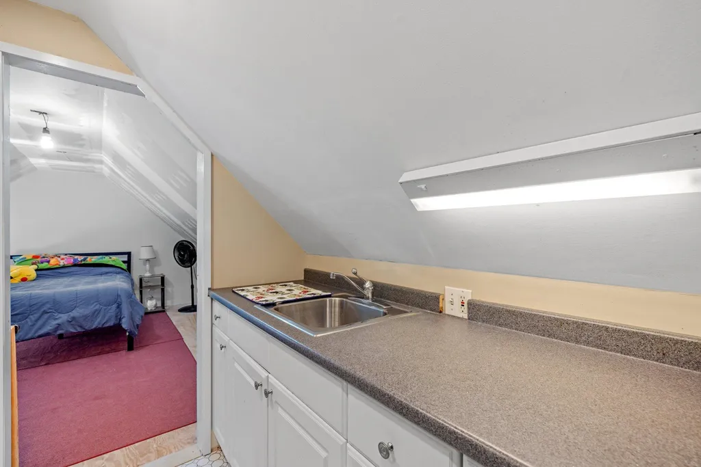 75 Pine Hill Road Wolfeboro NH 03894