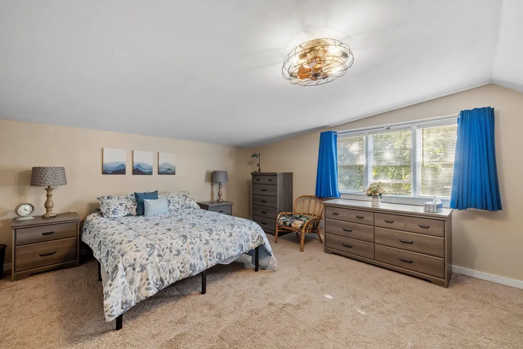75 Pine Hill Road Wolfeboro NH 03894