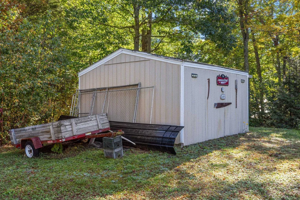 75 Pine Hill Road Wolfeboro NH 03894