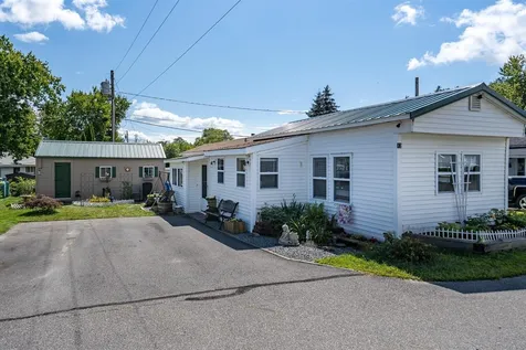 12 Eglin Boulevard Londonderry NH 03053